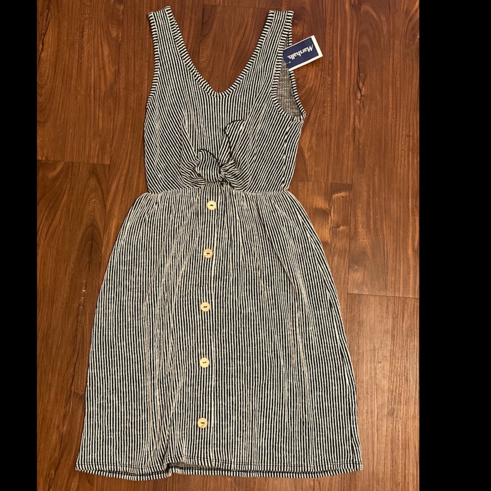 New . Dress size small